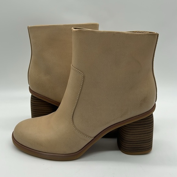 2273- Korks Ankle Boots Cream Colors Size 8 M NWT - Picture 11 of 14
